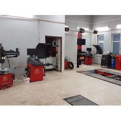 Инструменти Aquila AS 924 Машина за монтаж и демонтаж (0-11302932/16-1) на марката Mondolfo Ferro S.p.A. ще намерите в DalkoMotors.com КОД:0-11302932/16-1 / Aquila AS 924 Машина за монтаж и демонтаж / 17982 от Mondolfo Ferro S.p.A. категория Гумодемонтажни машини от DalkoMotors.com