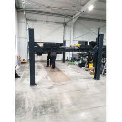 Инструменти COMBI LIFT 6.50 S AMS 5722mm Товароподемност (kg) 6500 Версия(AMS): Четириколонен електрохидравличен подемник за реглаж на ходовата част (CL465.0057401D-0) на марката ще намерите в DalkoMotors.com КОД:CL465.0057401D-0 / COMBI LIFT 6.50 S AMS 5722mm Товароподемност (kg) 6500 Версия(AMS): Четириколонен електрохидравличен подемник за реглаж на ходовата част / 16240 от категория Четириколонни подемници от DalkoMotors.com