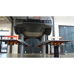 КОД:Masterift 2.35 Combi Check-in KA 1550 / Masterift 2.35 Combi Check-in KA 1550 Вграден електрохидравличен 4-цилиндров 4-платформен подемник с товароподемност 3500 кг / 18758 от  категория Вградени хидравлични подемници от DalkoMotors.com