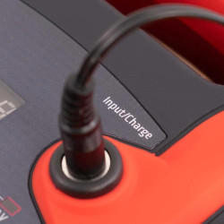 КОД:805600200 / GIGALITHIUM 12/24V Бустер PROFESSIONAL LifePo4 / 19188 от Schumacher Europe SPRL категория Стартерни устройства (бустери) от DalkoMotors.com