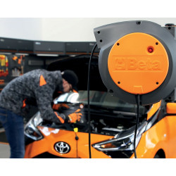 КОД:018440316 / 1844 15-H05/SCK Автоматична макара с ел.кабел 3Gx1.5 мм² и щепсел тип SCHUKO / 19570 от Beta Utensili S.p.a. категория Макари на ток от DalkoMotors.com