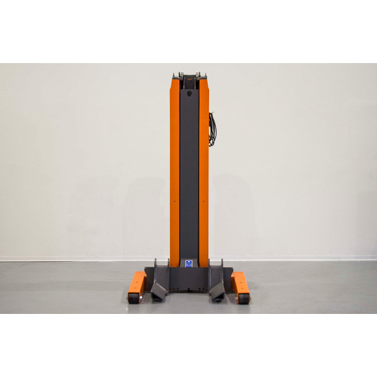 Инструменти Finkbeiner EHB907V11DC wireless - Мобилна колона електро-хидравлична 7.5 тона (EHB907V11DC01-H) на марката Walter Finkbeiner GmbH ще намерите в DalkoMotors.com КОД:EHB907V11DC01-H / Finkbeiner EHB907V11DC wireless - Мобилна колона електро-хидравлична 7.5 тона / 20204 от Walter Finkbeiner GmbH категория Мобилни колони от DalkoMotors.com