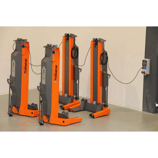 Инструменти Finkbeiner EHB907V11DC wireless - Мобилна колона електро-хидравлична 7.5 тона (EHB907V11DC01-H) на марката Walter Finkbeiner GmbH ще намерите в DalkoMotors.com КОД:EHB907V11DC01-H / Finkbeiner EHB907V11DC wireless - Мобилна колона електро-хидравлична 7.5 тона / 20204 от Walter Finkbeiner GmbH категория Мобилни колони от DalkoMotors.com