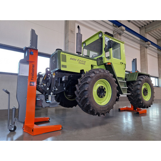 Инструменти Finkbeiner EHB907V11DC / EHB908V11DC + TRT412XXX - Мобилна колона електро-хидравлична 7.5 / 8.5 тона за трактори (EHB907V11DC01-H / EHB908V11DC01-H + EHB907TRT412XXX) на марката Walter Finkbeiner GmbH ще намерите в DalkoMotors.com КОД:EHB907V11DC01-H / EHB908V11DC01-H + EHB907TRT412XXX / Finkbeiner EHB907V11DC / EHB908V11DC + TRT412XXX - Мобилна колона електро-хидравлична 7.5 / 8.5 тона за трактори / 20248 от Walter Finkbeiner GmbH категория Мобилни колони от DalkoMotors.com