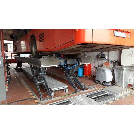 Инструменти Finkbeiner HDS25 Single - Ножичен платформен подемник 25 тона (HDS25xxxxxF02) на марката Walter Finkbeiner GmbH ще намерите в DalkoMotors.com КОД:HDS25xxxxxF02 / Finkbeiner HDS25 Single - Ножичен платформен подемник 25 тона / 20799 от Walter Finkbeiner GmbH категория Ножични подемници от DalkoMotors.com