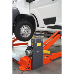 КОД:FHB3000-03 / Finkbeiner FHB3000-03 - Мобилен двуколонен подемник 3 тона / 20885 от Walter Finkbeiner GmbH категория Двуколонни подемници от DalkoMotors.com